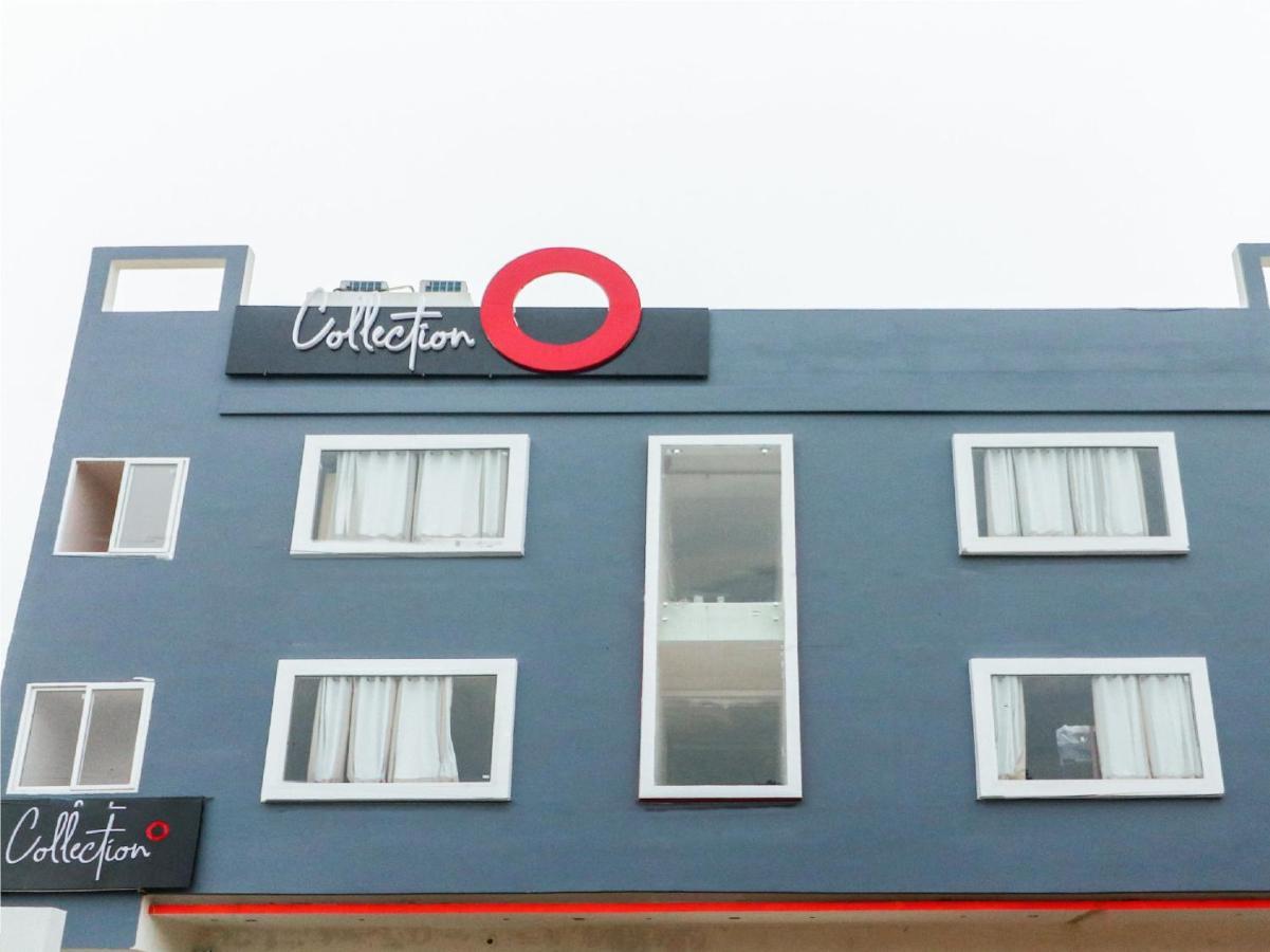 Oyo 79355 Collection O Hotel Adona Meenangadi 外观 照片